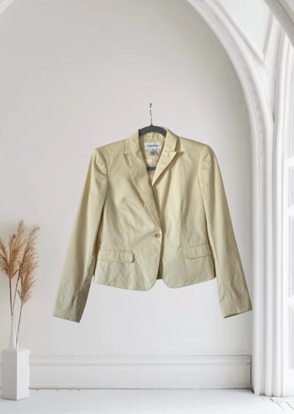 Size 2 Calvin Klein Woman’s Blazer Single Button